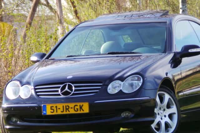 Mercedes-Benz CLK-Klasse (2002) thumbnail 4