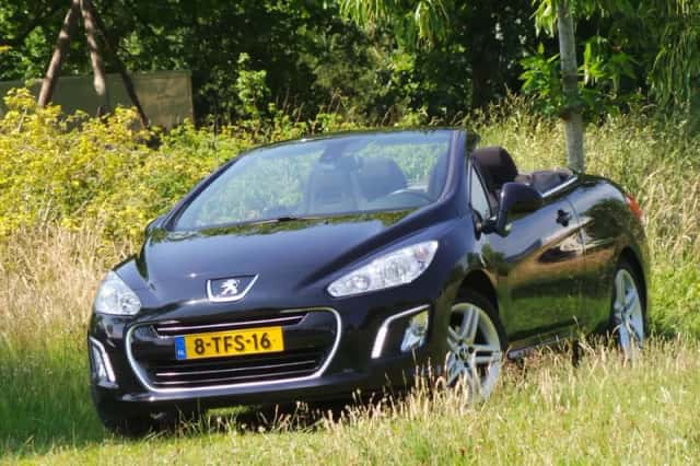 Peugeot 308 (2013) thumbnail 1
