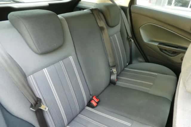 Ford Fiesta (2009) thumbnail 6