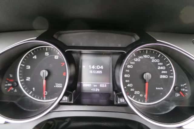 Audi A5 (2010) thumbnail 3