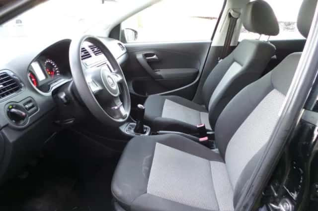Volkswagen Polo (2012) thumbnail 2