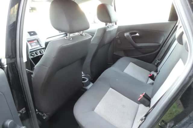 Volkswagen Polo (2012) thumbnail 5