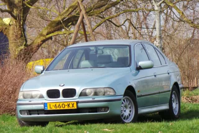 BMW 5-Serie (1999) thumbnail 1