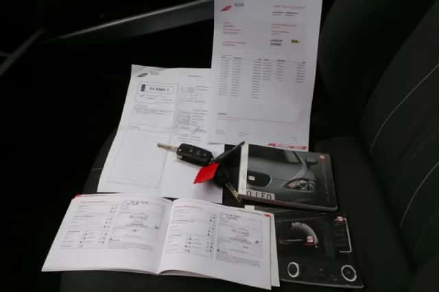 SEAT Leon (2011) thumbnail 4