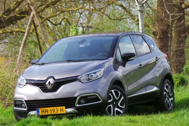 Renault Captur (2015) thumbnail 1