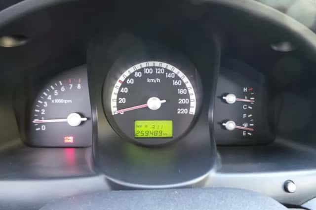 Kia Sportage (2006) thumbnail 3