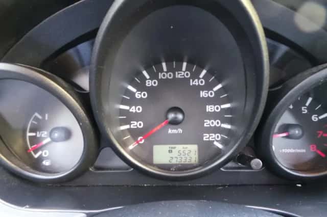 Mitsubishi Colt (2008) thumbnail 3