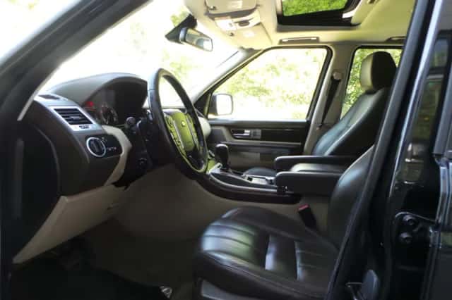 Land Rover Range Rover Sport (2011) thumbnail 4