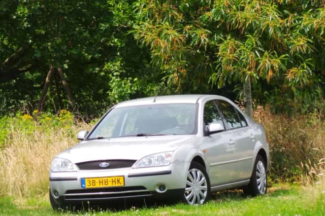 Ford Mondeo (2001) thumbnail 1