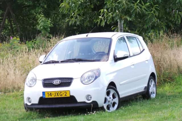 Kia Picanto (2009) thumbnail 1