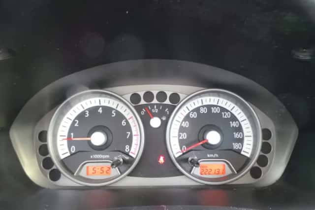 Kia Picanto (2009) thumbnail 3