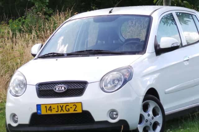 Kia Picanto (2009) thumbnail 5