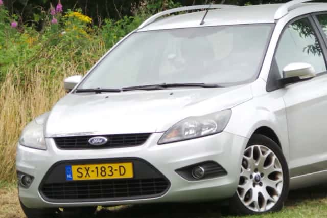 Ford Focus (2009) thumbnail 5