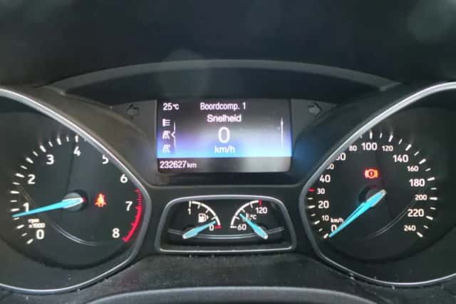 Ford Focus (2016) thumbnail 3