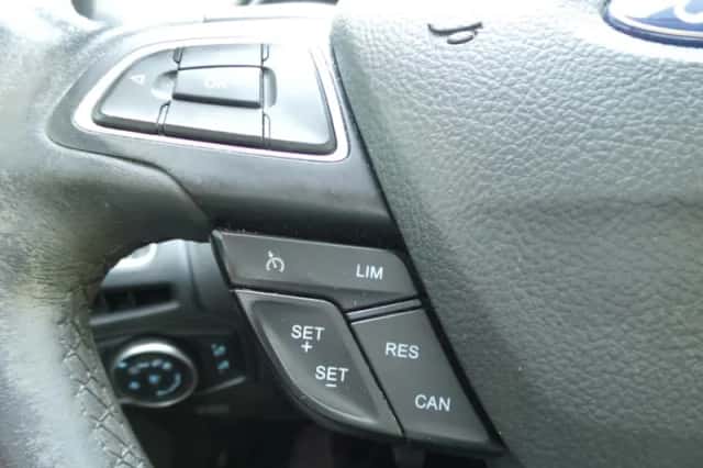 Ford Focus (2016) thumbnail 6