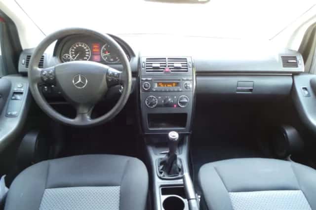 Mercedes-Benz A-Klasse (2008) thumbnail 2