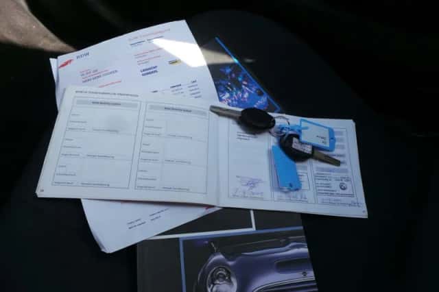 MINI Cooper (2005) thumbnail 4