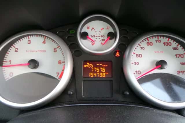 Peugeot 207 (2009) thumbnail 3