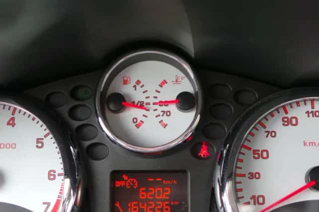 Peugeot 207 (2011) thumbnail 3