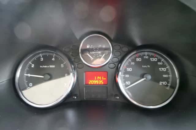 Peugeot 206+ (2009) thumbnail 3
