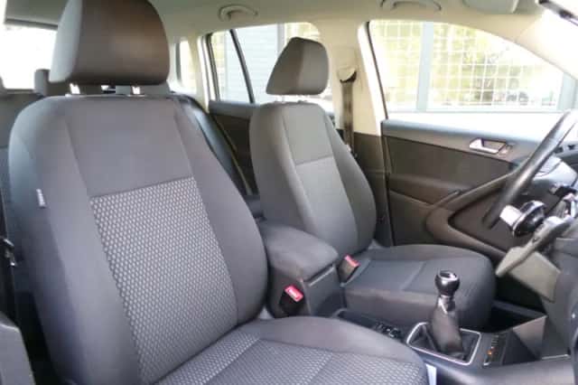Volkswagen Tiguan (2010) thumbnail 6