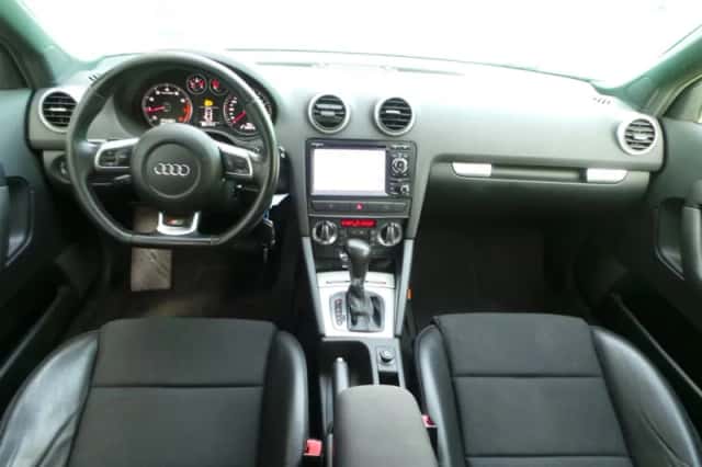 Audi A3 (2008) thumbnail 2