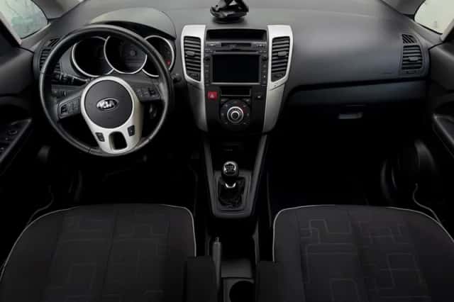 Kia Venga (2014) thumbnail 6