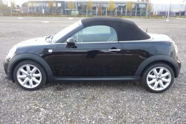 MINI Roadster (2012) thumbnail 3
