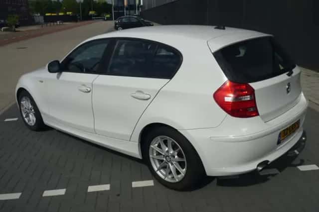 BMW 1-Serie (2010) thumbnail 3
