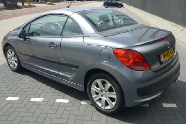 Peugeot 207 (2007) thumbnail 3