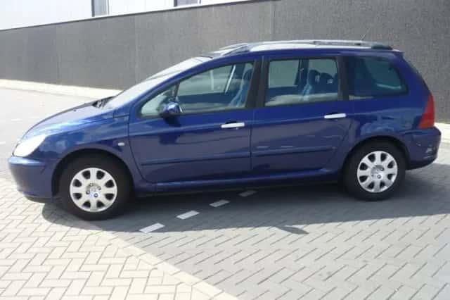 Peugeot 307 (2003) thumbnail 2