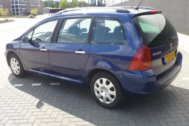 Peugeot 307 (2003) thumbnail 3