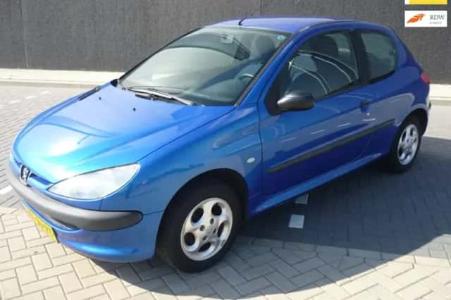 Peugeot 206 (2002) thumbnail 1