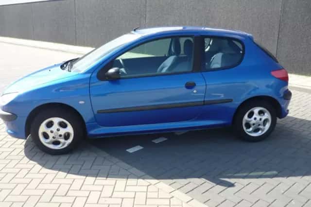 Peugeot 206 (2002) thumbnail 2