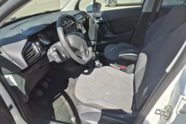 Citroën C3 (2015) thumbnail 5