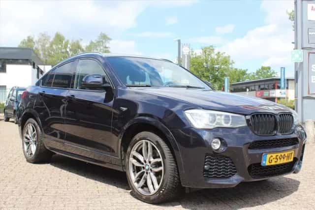 BMW X4 (2014) thumbnail 4