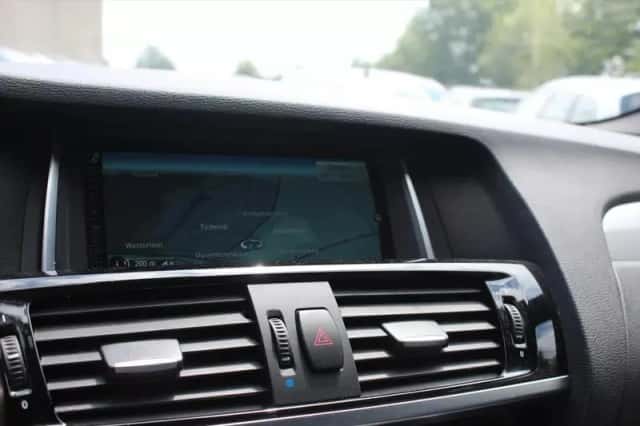 BMW X4 (2014) thumbnail 5