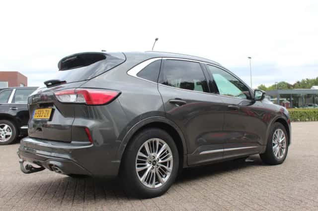 Ford Kuga (2020) thumbnail 2