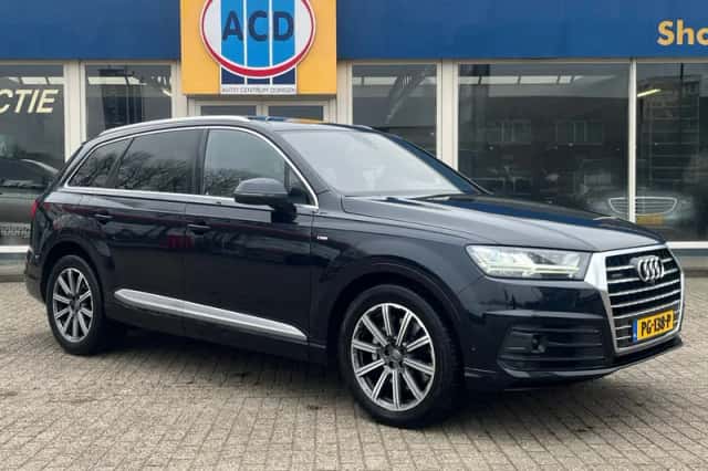 Audi Q7 (2016) thumbnail 2