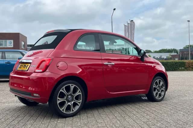Fiat 500C (2023) thumbnail 3