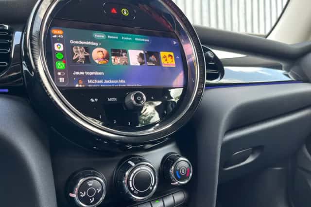 MINI Cooper (2022) thumbnail 5