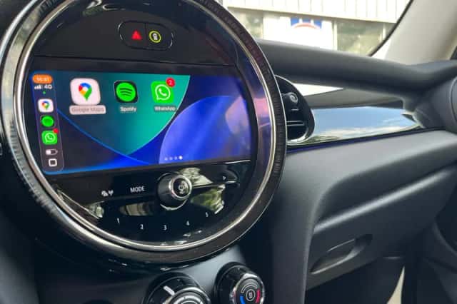 MINI Cooper (2022) thumbnail 6