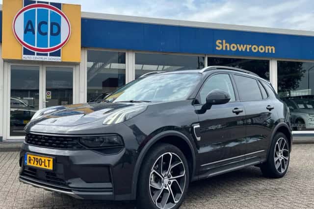 Lynk & Co 01 (2022) thumbnail 1
