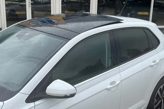 Volkswagen Polo (2023) thumbnail 2