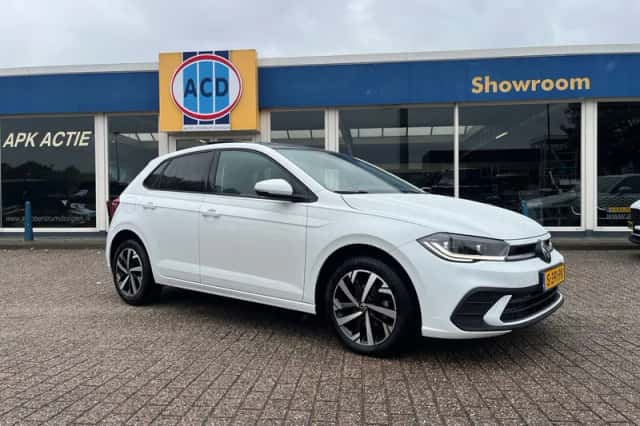 Volkswagen Polo (2023) thumbnail 5