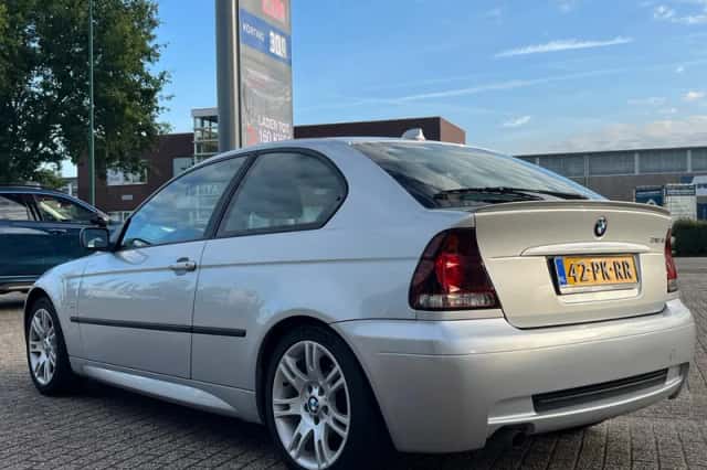BMW 3-Serie (2004) thumbnail 3