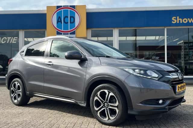 Honda HR-V (2015) thumbnail 2