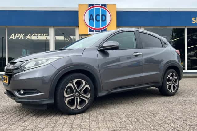 Honda HR-V (2015) thumbnail 3