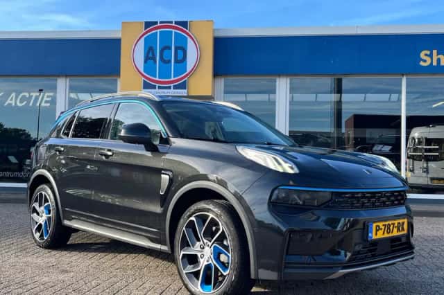 Lynk & Co 01 (2022) thumbnail 2