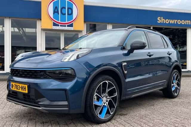 Lynk & Co 01 (2022) thumbnail 1